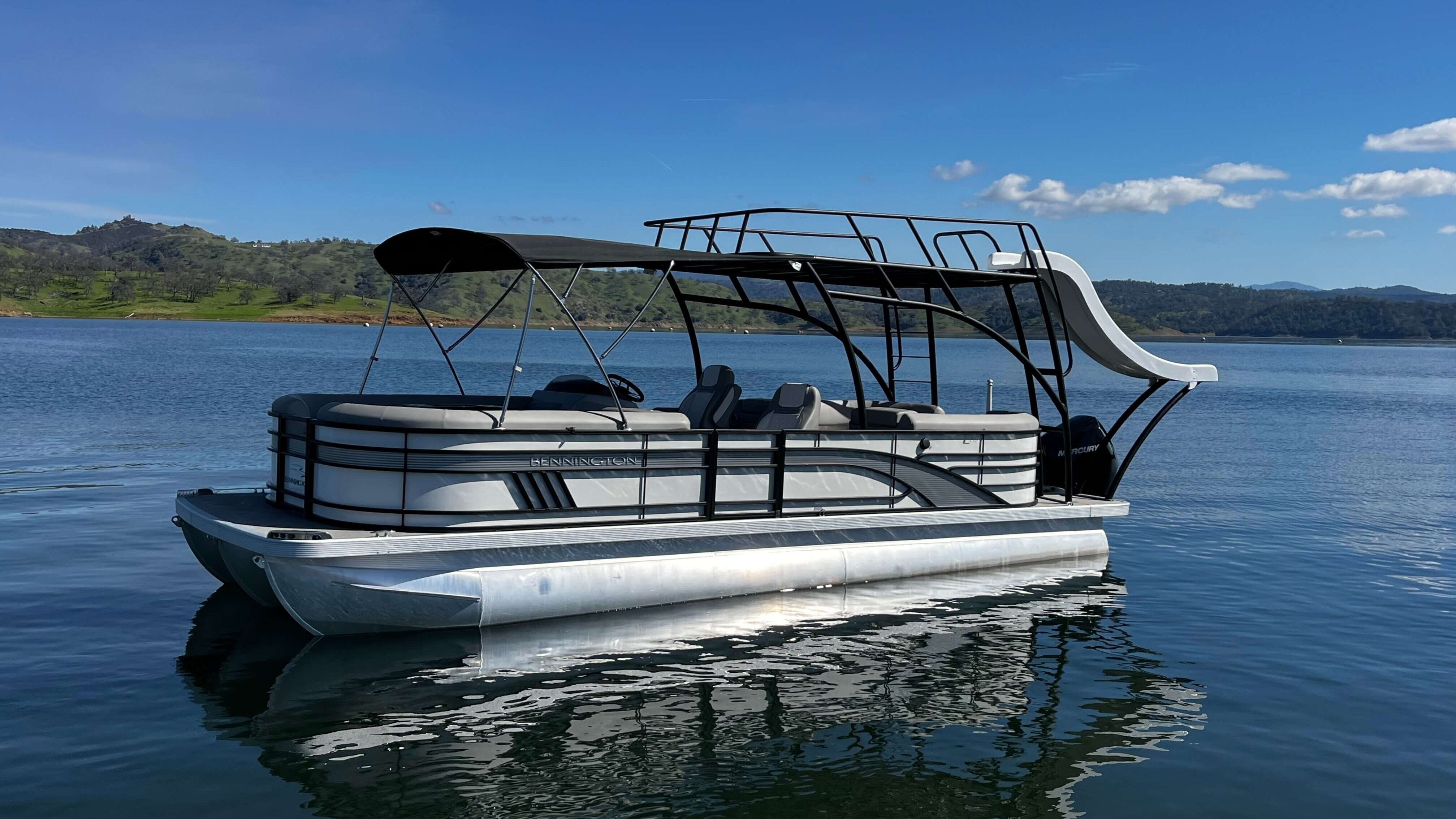 250HP Double Decker Pontoon Boat Rental